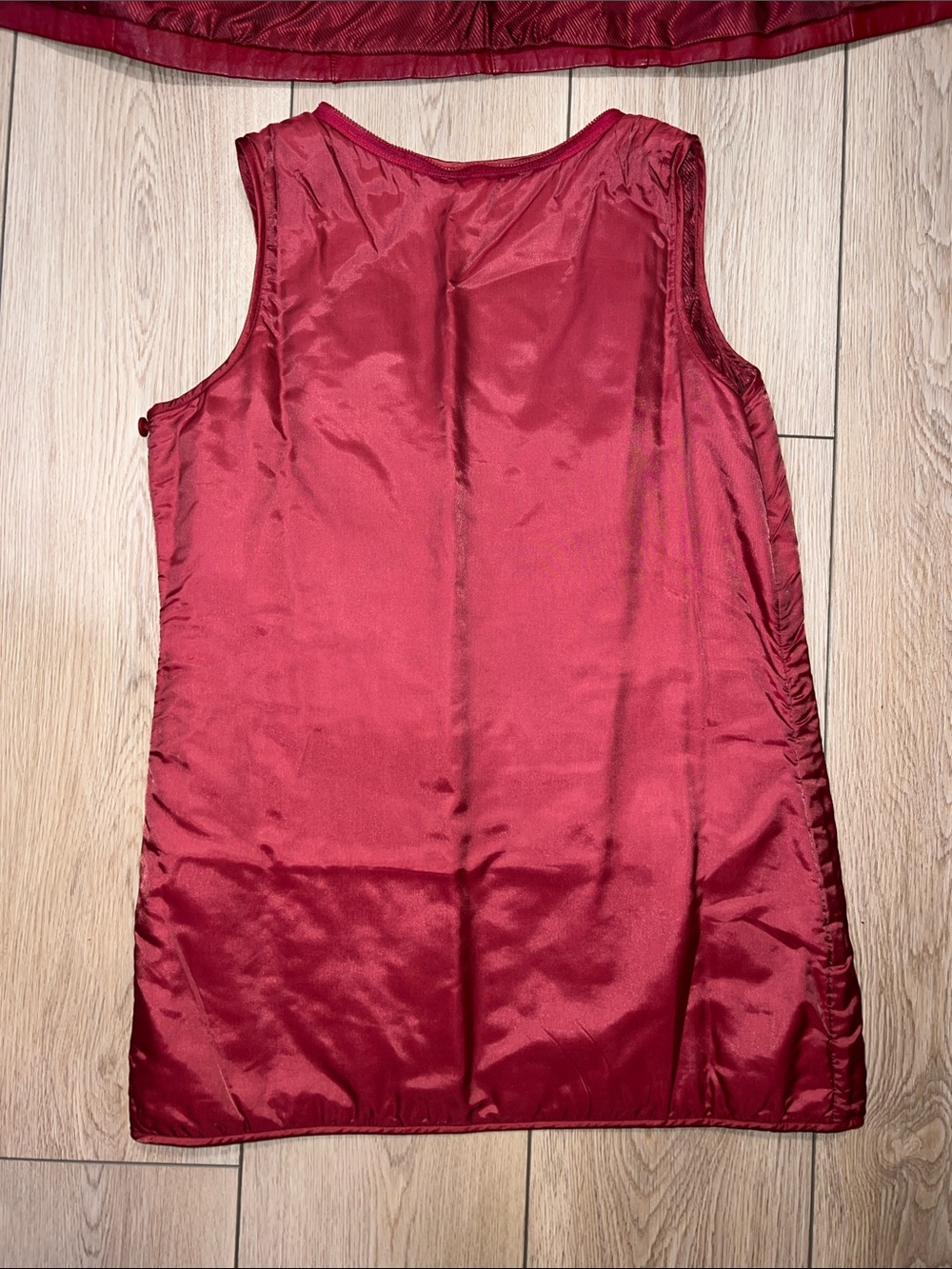 Danier Red Leather Button-Front Trench Coat - Picture 13 of 16